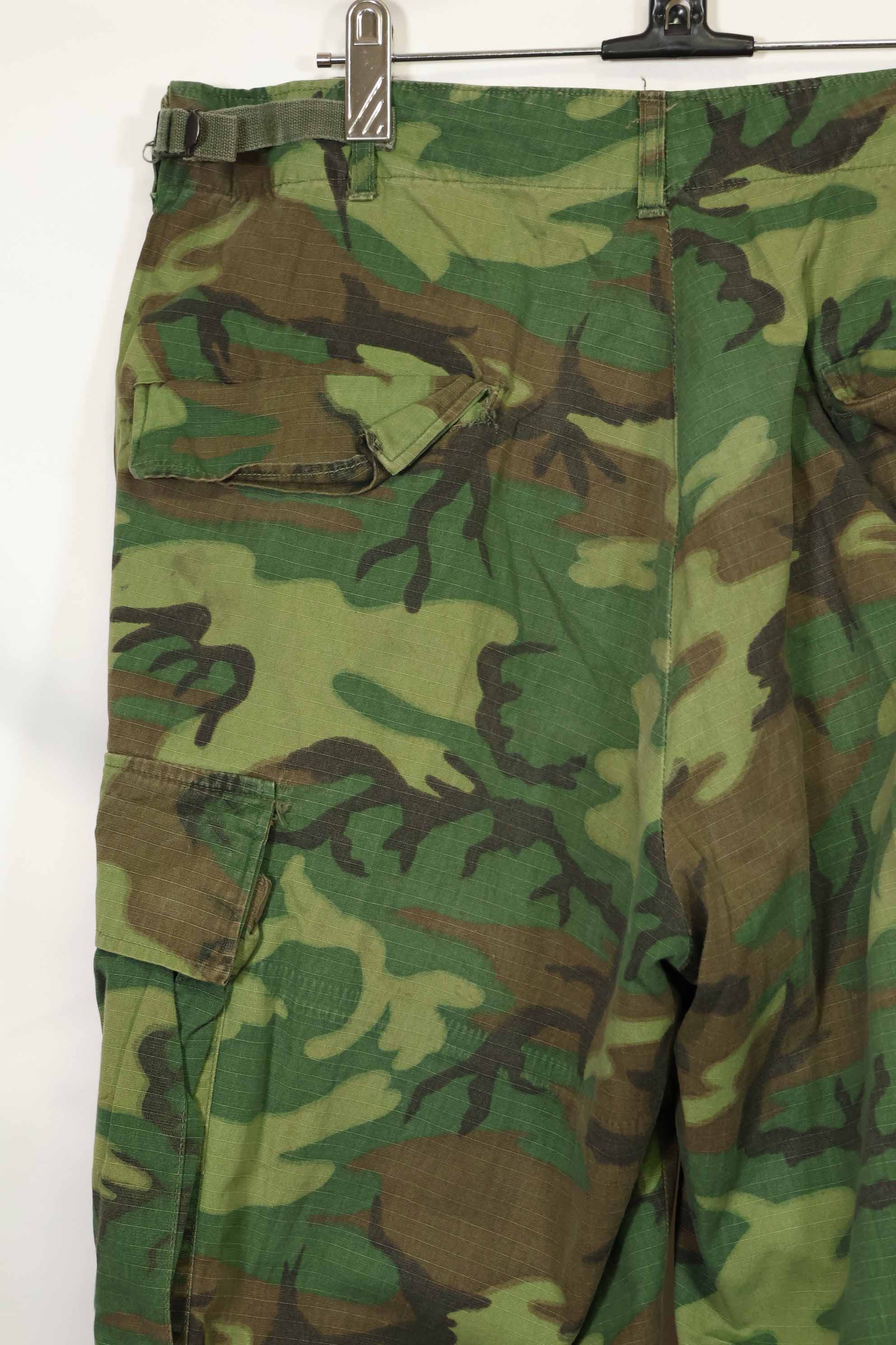 1968 Contract Ripstop Fabric US Army ERDL Camouflage Fatigue Pants M-L Used