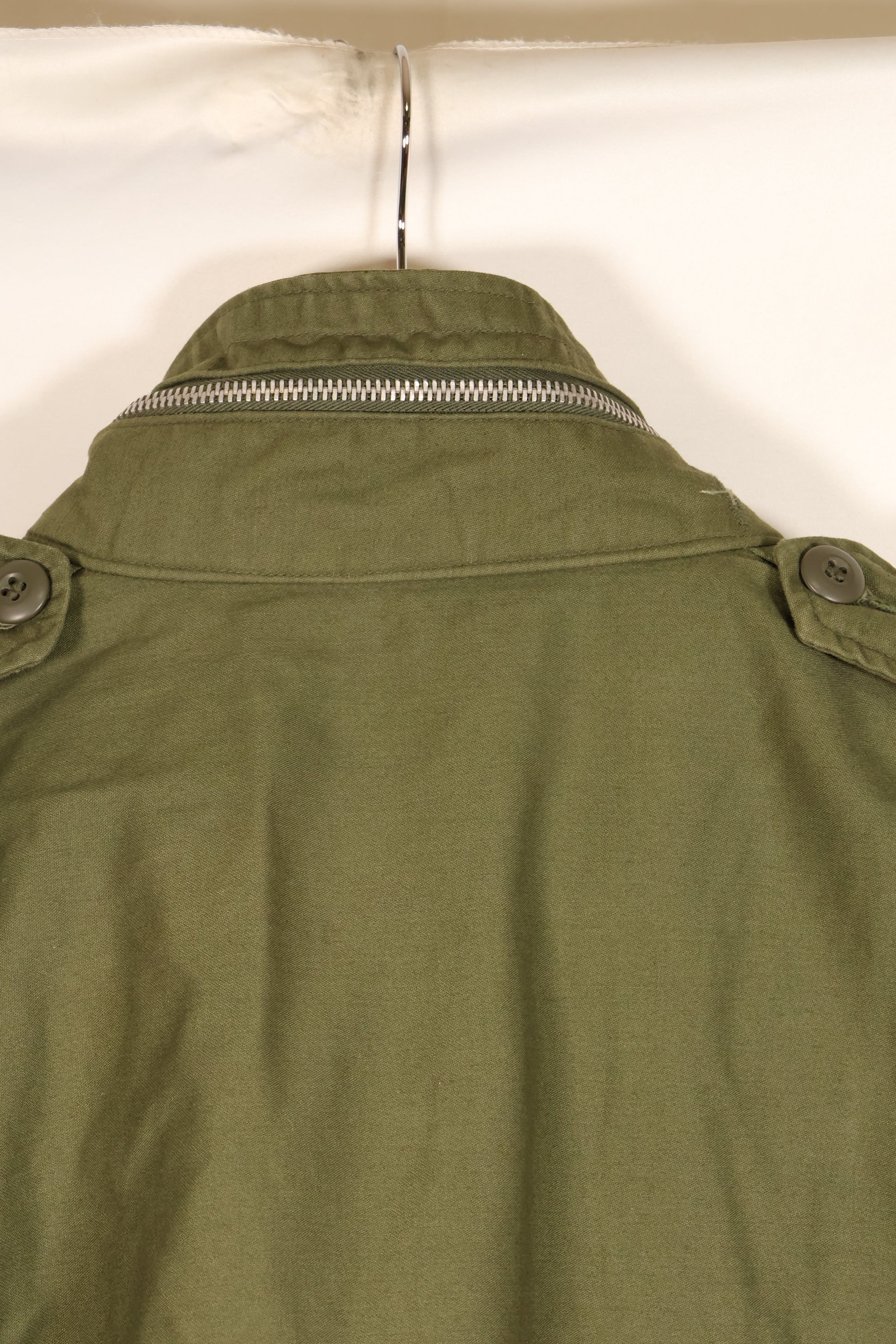 1969年契約　M-L　アメリカ軍　2nd Model M65 フィールドジャケット　アルミジッパー　中古品