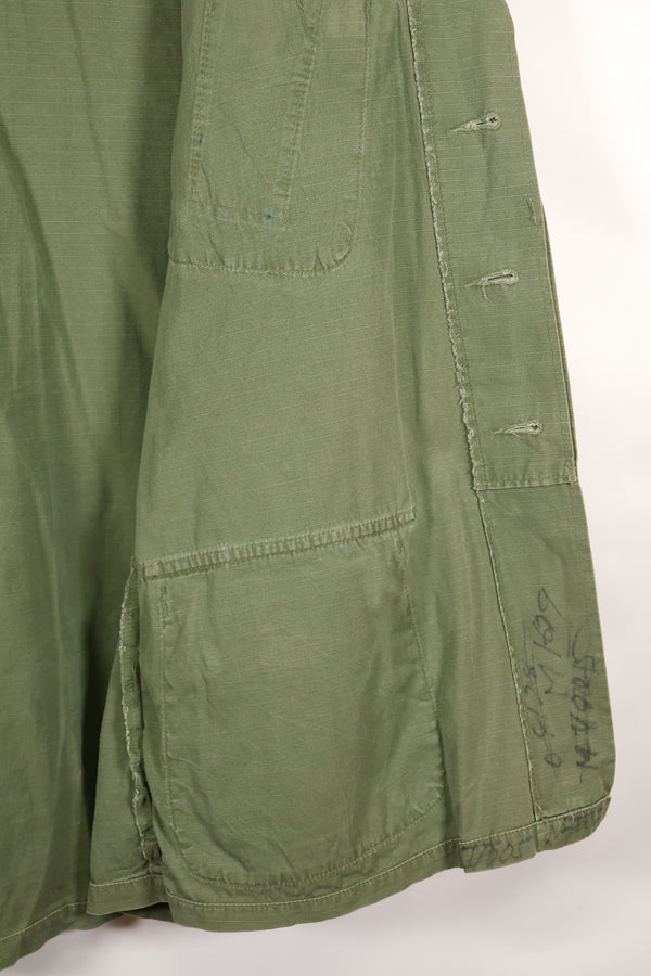 1968 Contract M-S 4th Model Jungle Fatigue Jacket, used, with US ARMY tape.