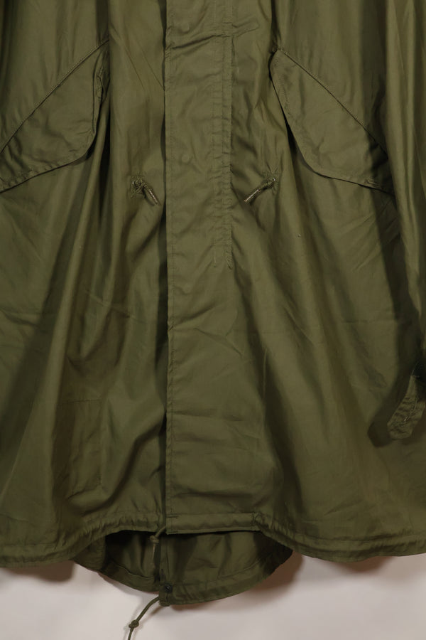 1970 Contract M-R Deadstock US Army M65 Field Parka, aluminum zipper, long term storage.