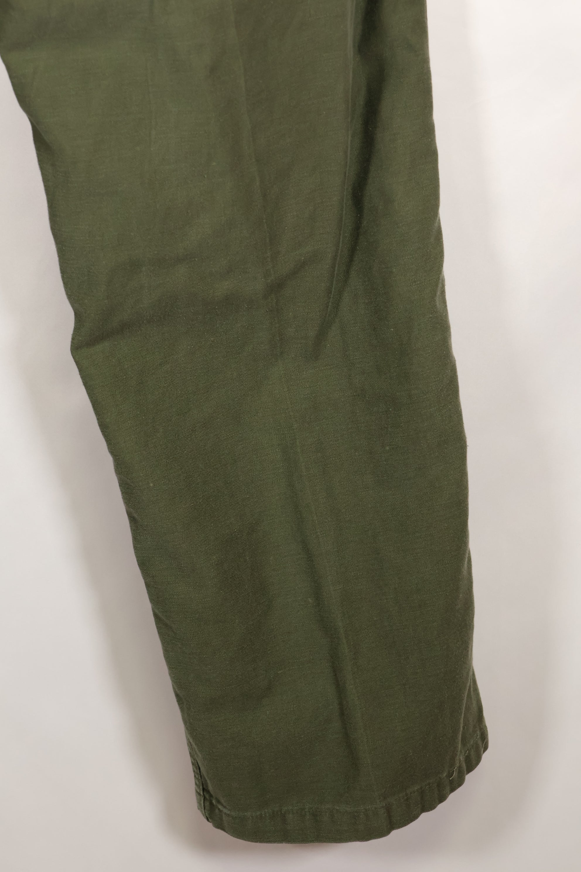 Early 1960s, estimated 34 OG-107 utility pants, baker pants, used.