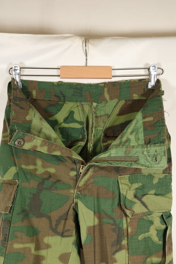 1968 contract missing size tag Ripstop ERDL camouflage Fatigue pants, used.