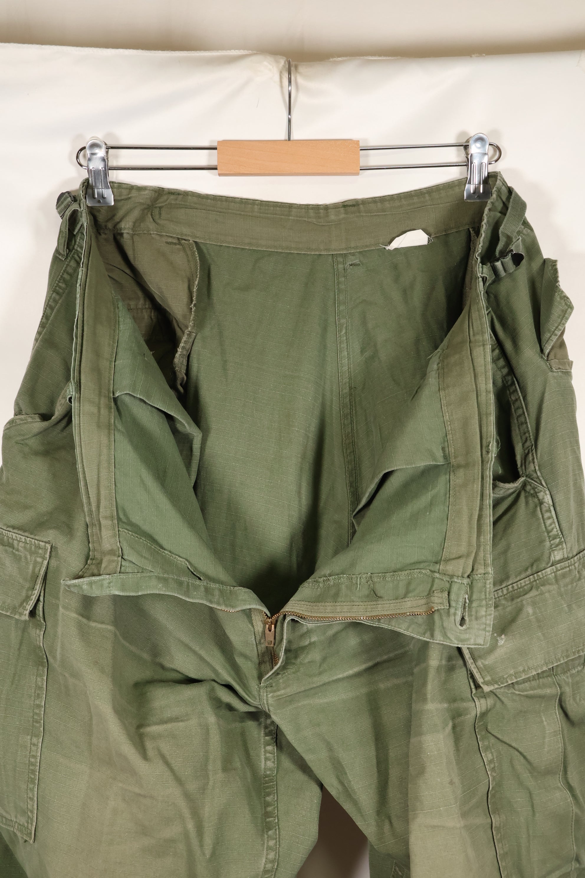 1969 Contract X-L-R 4th Model Jungle Fatigue Pants, used, largest size, rare.