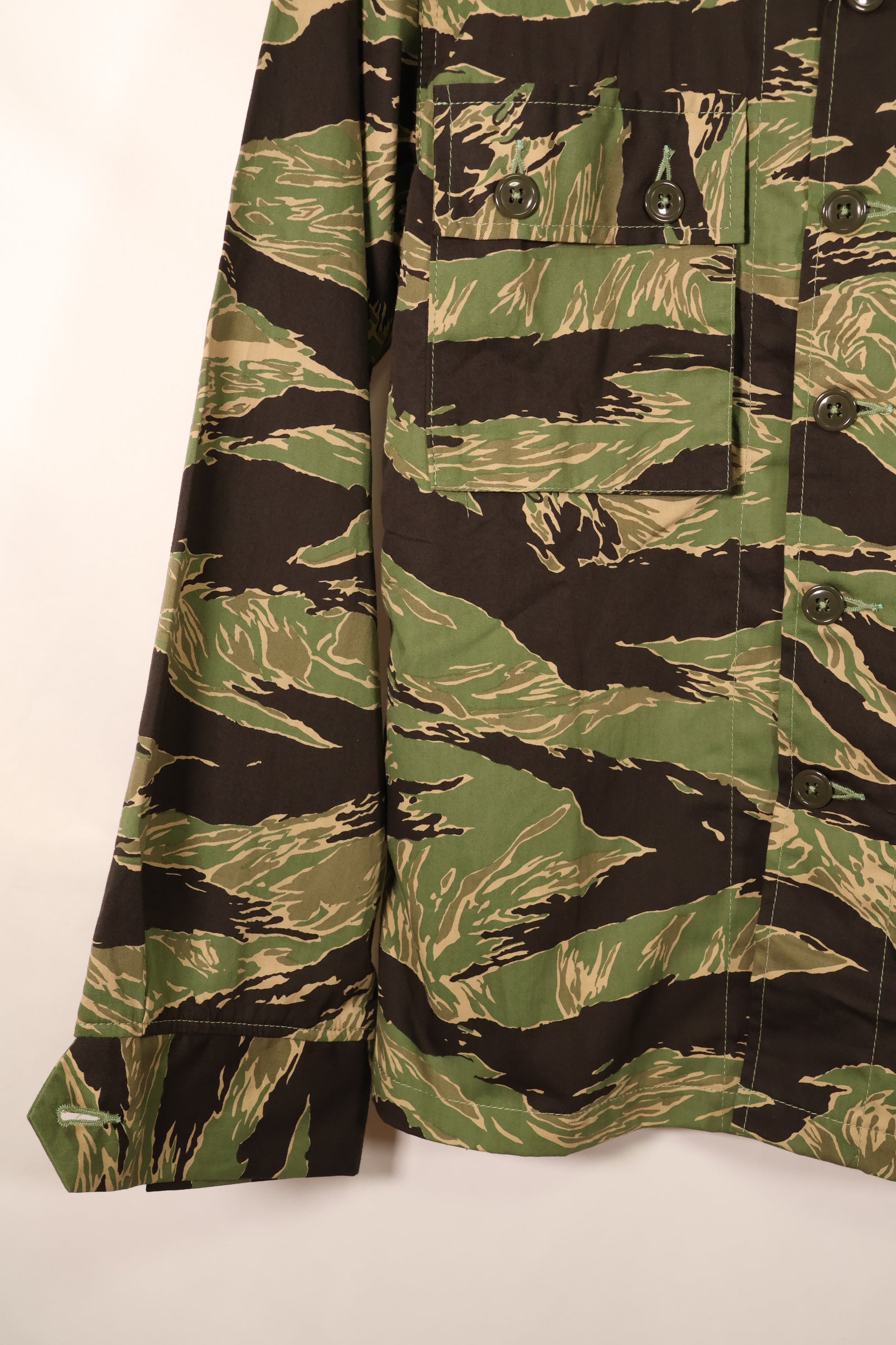 2025 US-M MILITARIA 1911 TIGER STRIPE CINEMA EDITION US-Cut Shirt, Like-New Condition