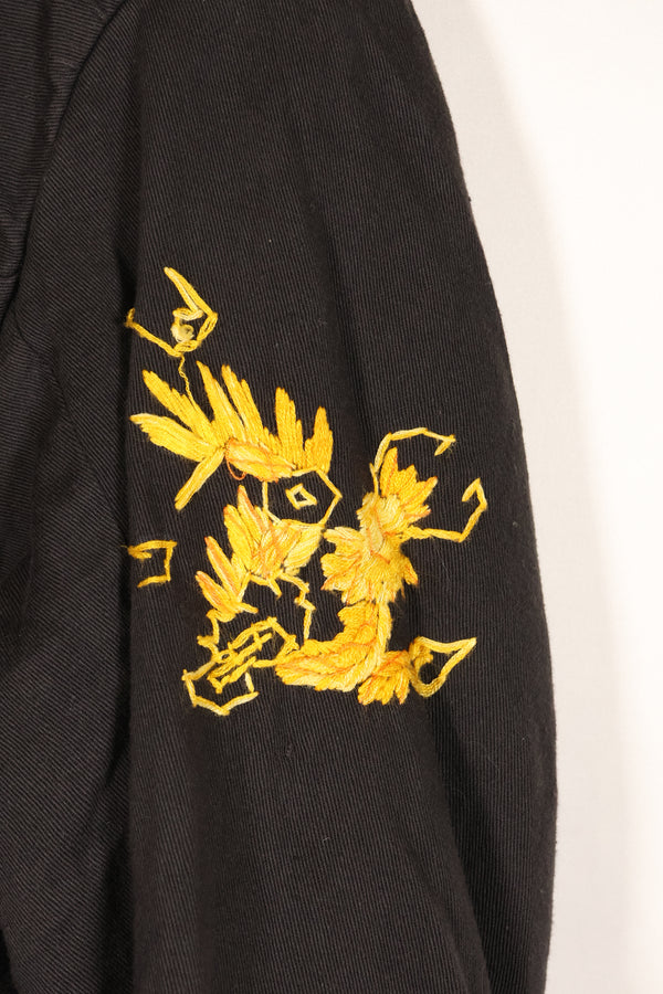 1968-1969 Vietnam War Tour Jacket Viet Jean, good condition, used.