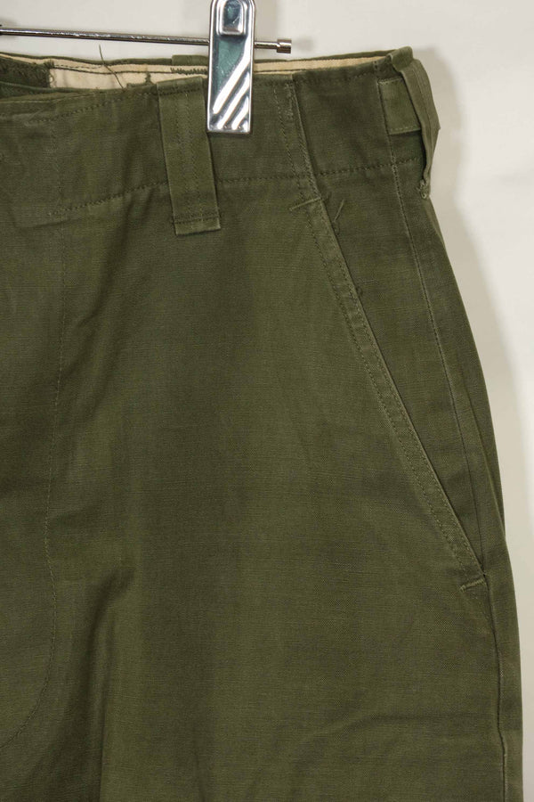 1940s-50s US Army M45 cotton field pants with modified cargo pockets, airborne use, used, B