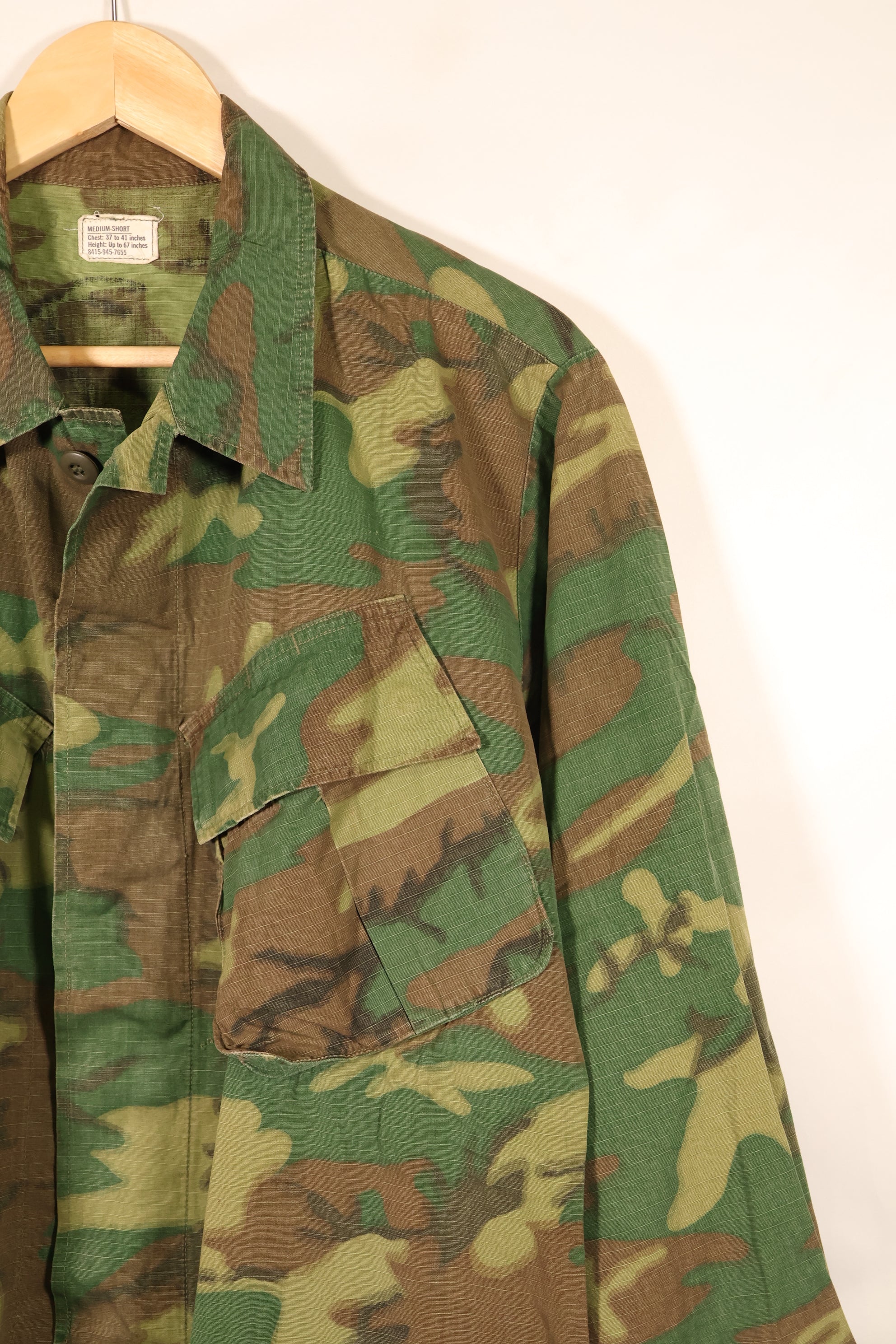 1969 Contract, M-S, U.S. Military, ERDL, Green Leaf Camo, Fatigue Jacket, Good Condition, Used