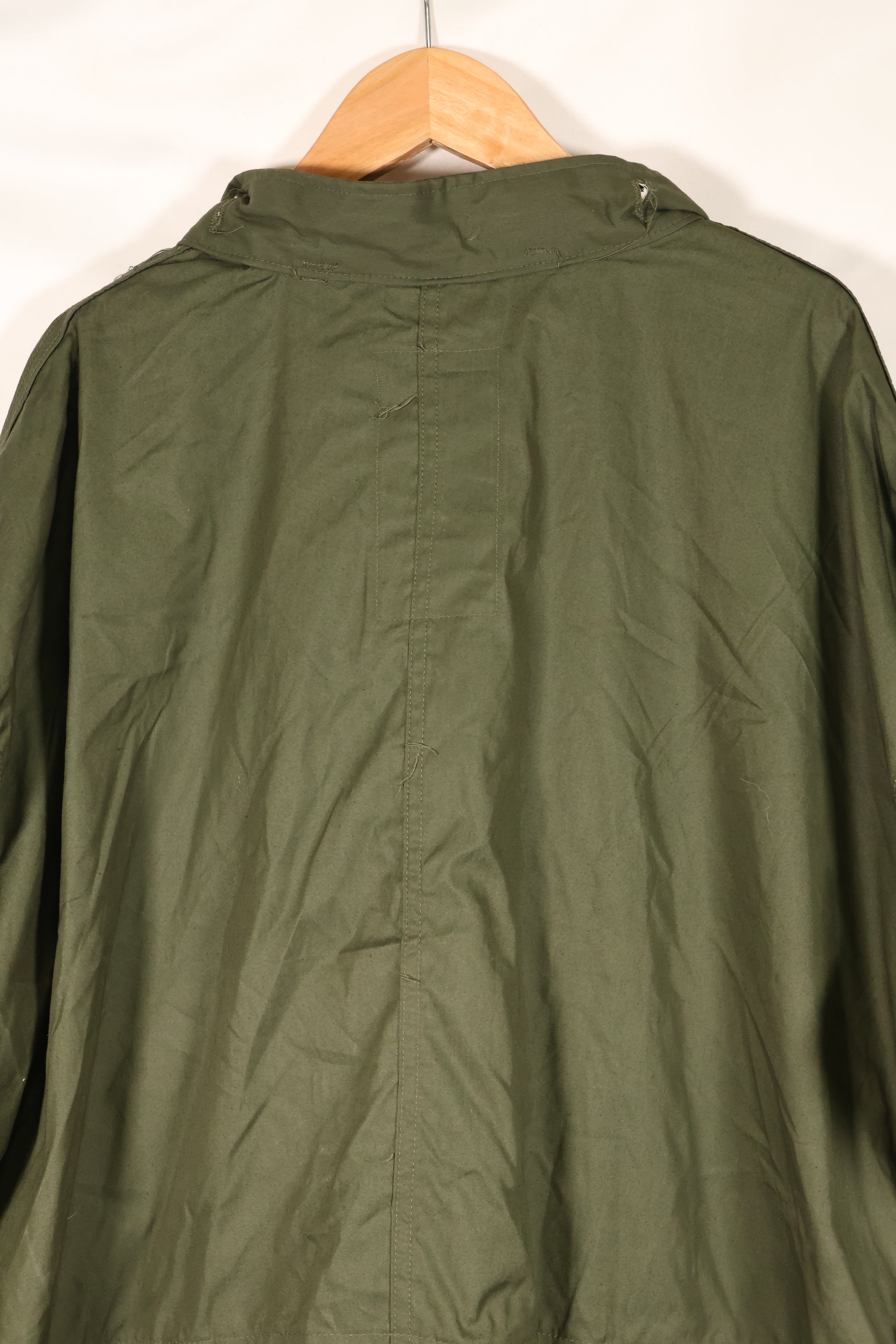 1983 Contract MEDIUM M65 Field Parka Fishtail Parka, almost unused, shell only.