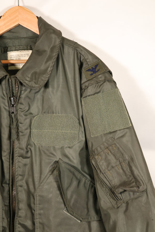 1975 Contract LARGE US Navy CWU-45P Flight Jacket with Intermediates Pockets Used