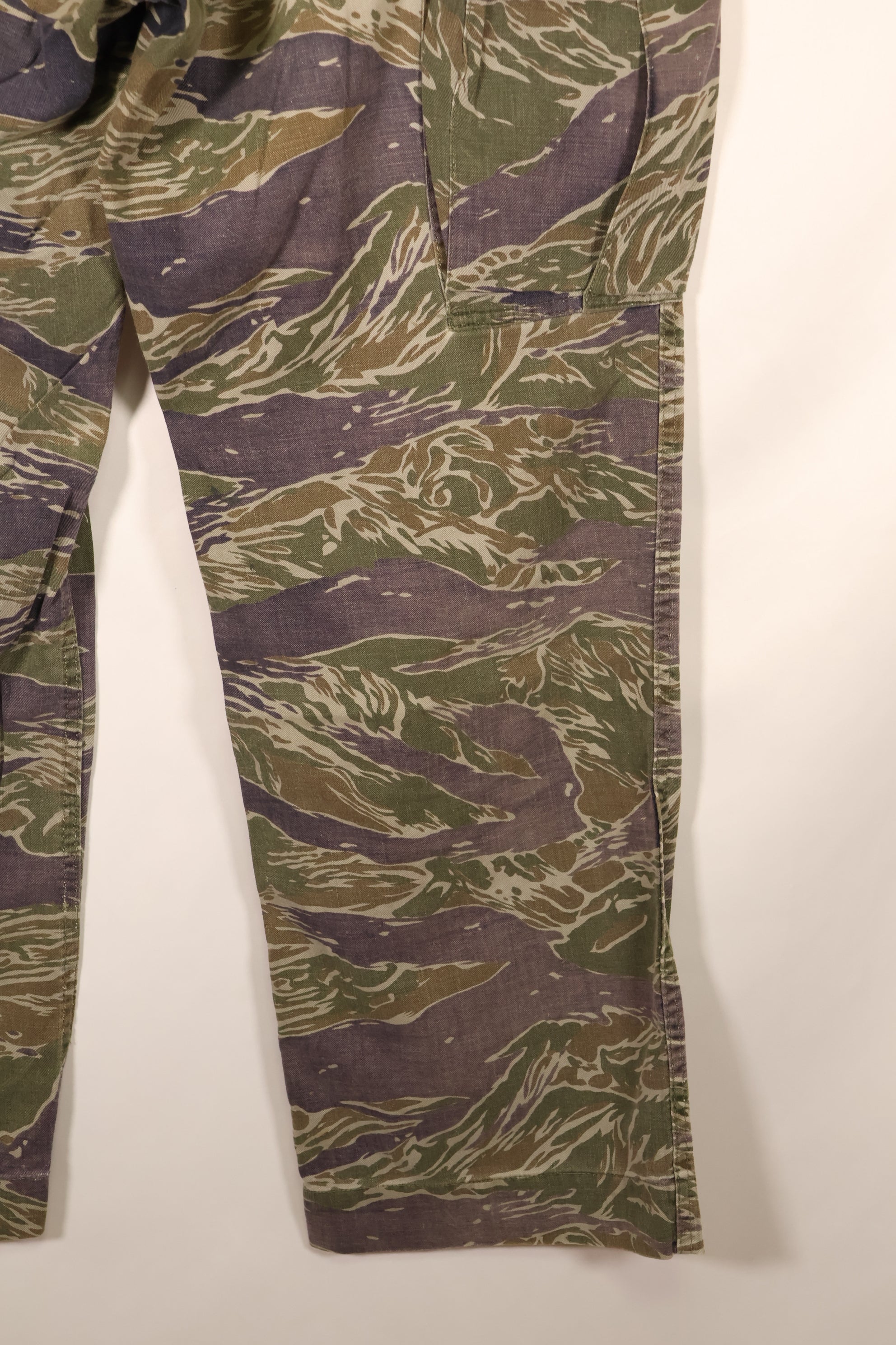 Estimated circa 1966; Privately sourced; Silver Tiger pattern; Tiger stripes; 2nd Model fatigue pants cut; Used