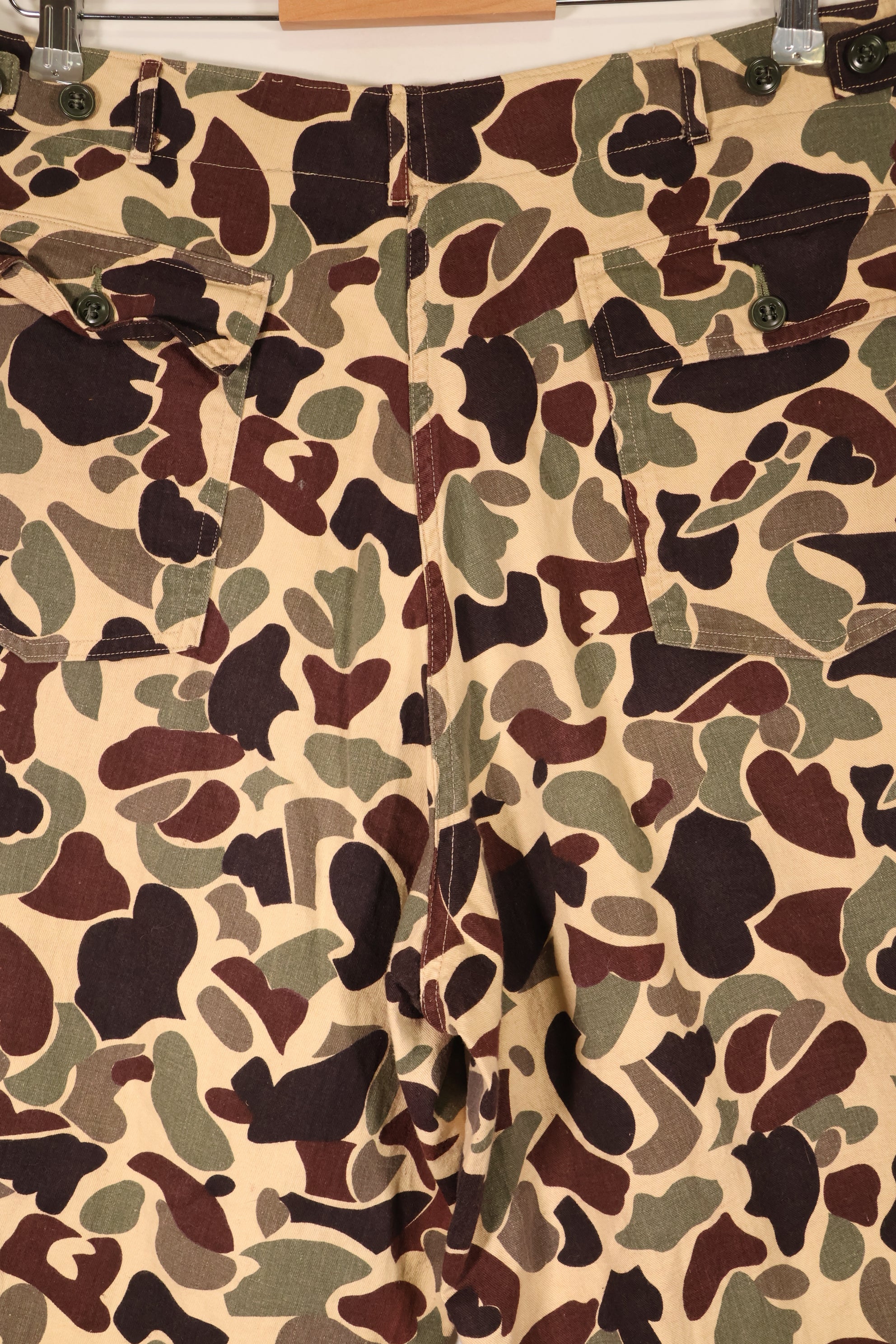 Mid-1960s; Size M–L; CIDG; Beogam Camo; Locally Made Frog Skin Camo; Oversized for the U.S. market; Used