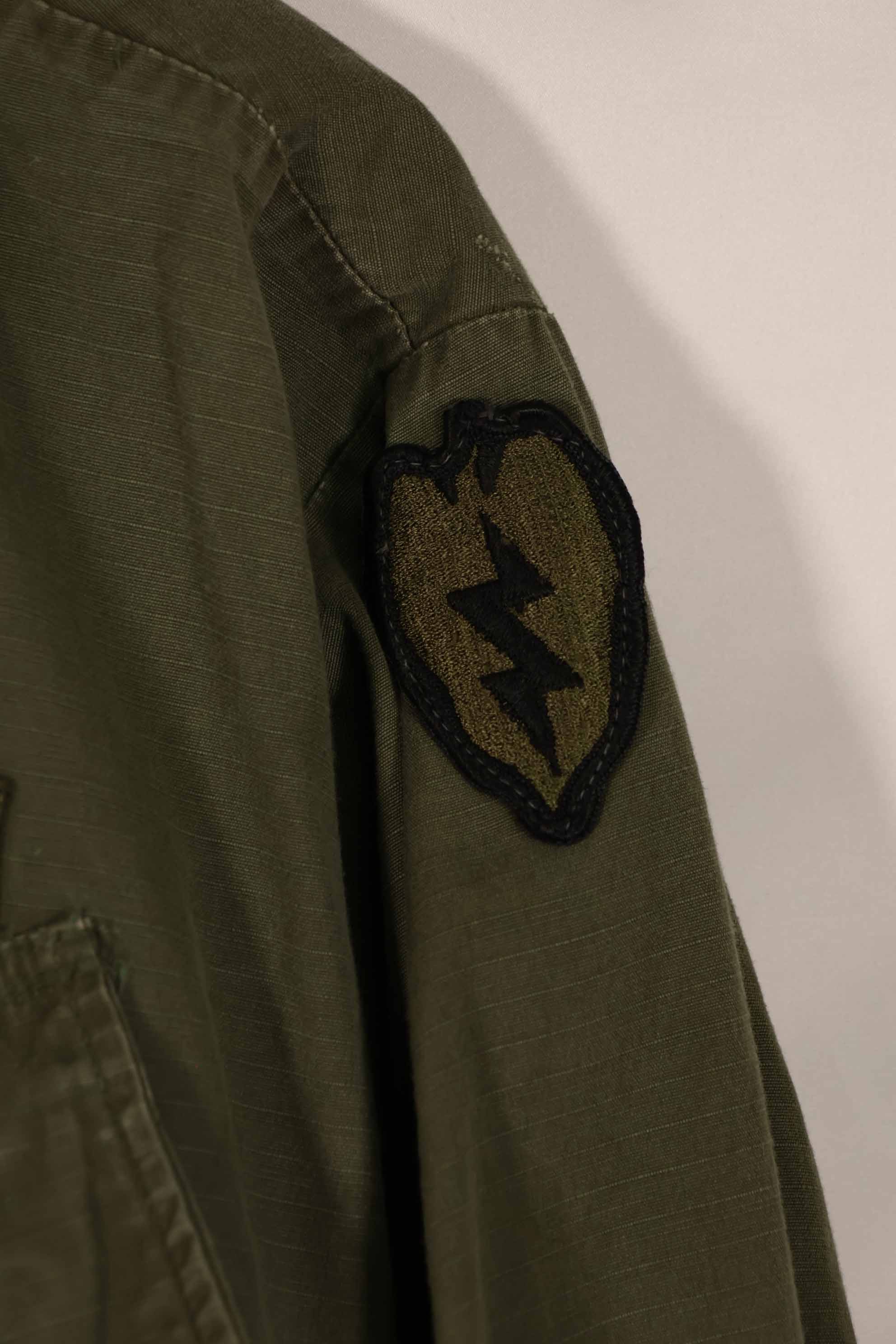 Real 1969 4th Model Jungle Fatigue Jacket with M-R 25th Infantry Division patch, used.