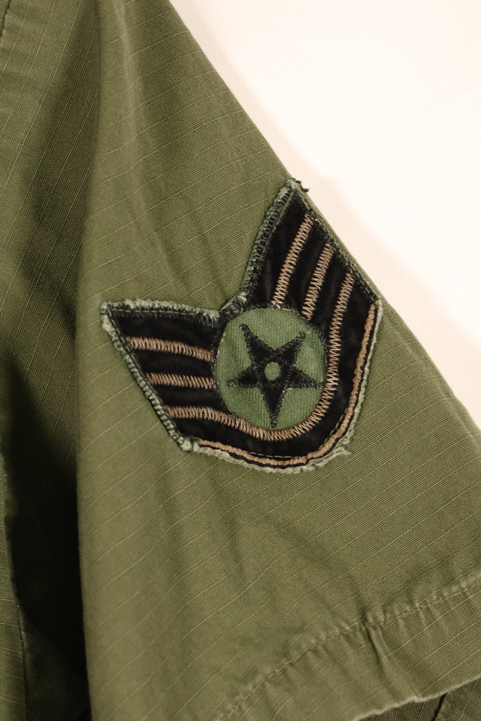 1969 Contract, S-L, Taylor Markings, 4th Model Jungle Fatigue Jacket, USAF, Short-Sleeve Custom, Used