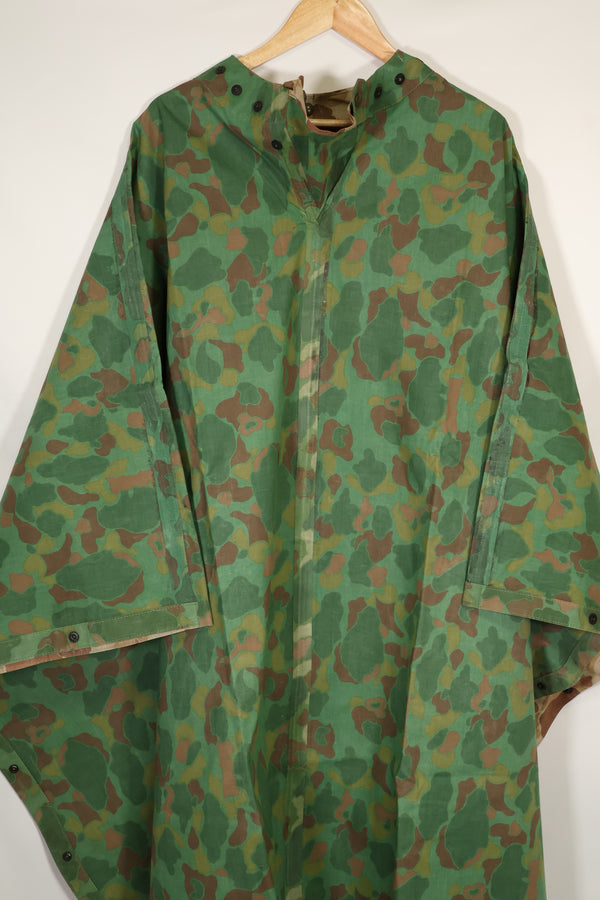 Real 1944 USMC frogskin camouflage rubberized rain poncho, good condition, used.