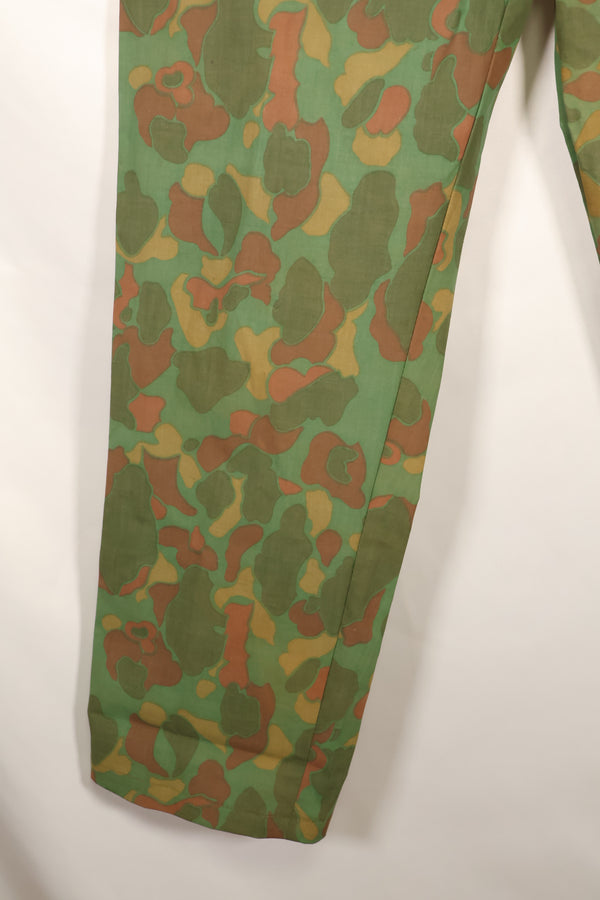 1960's Privately Sourced U.S. Marine Corps Frogskin Poncho Shirt and Pants Set Made in South Vietnam