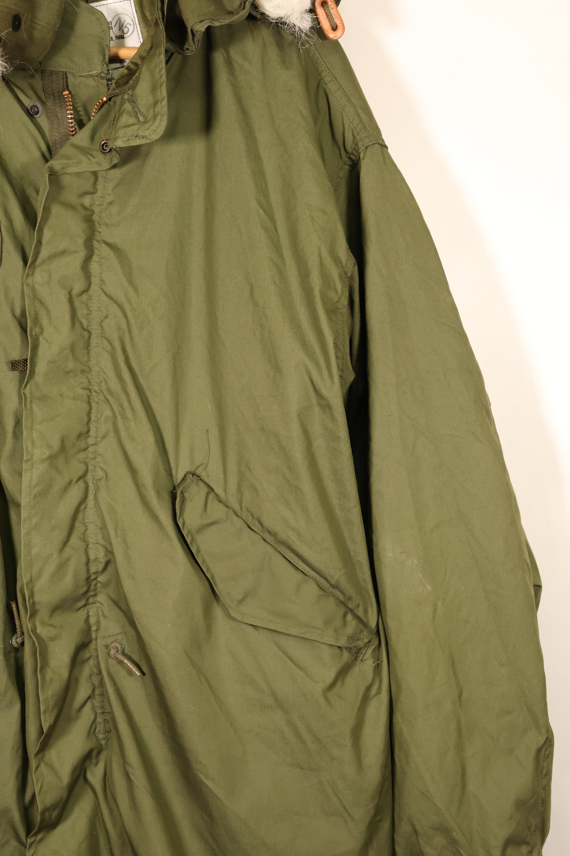 1983 Contract, MEDIUM, U.S. Military, M65 Field Parka, Set with Liner, Good Condition, Used