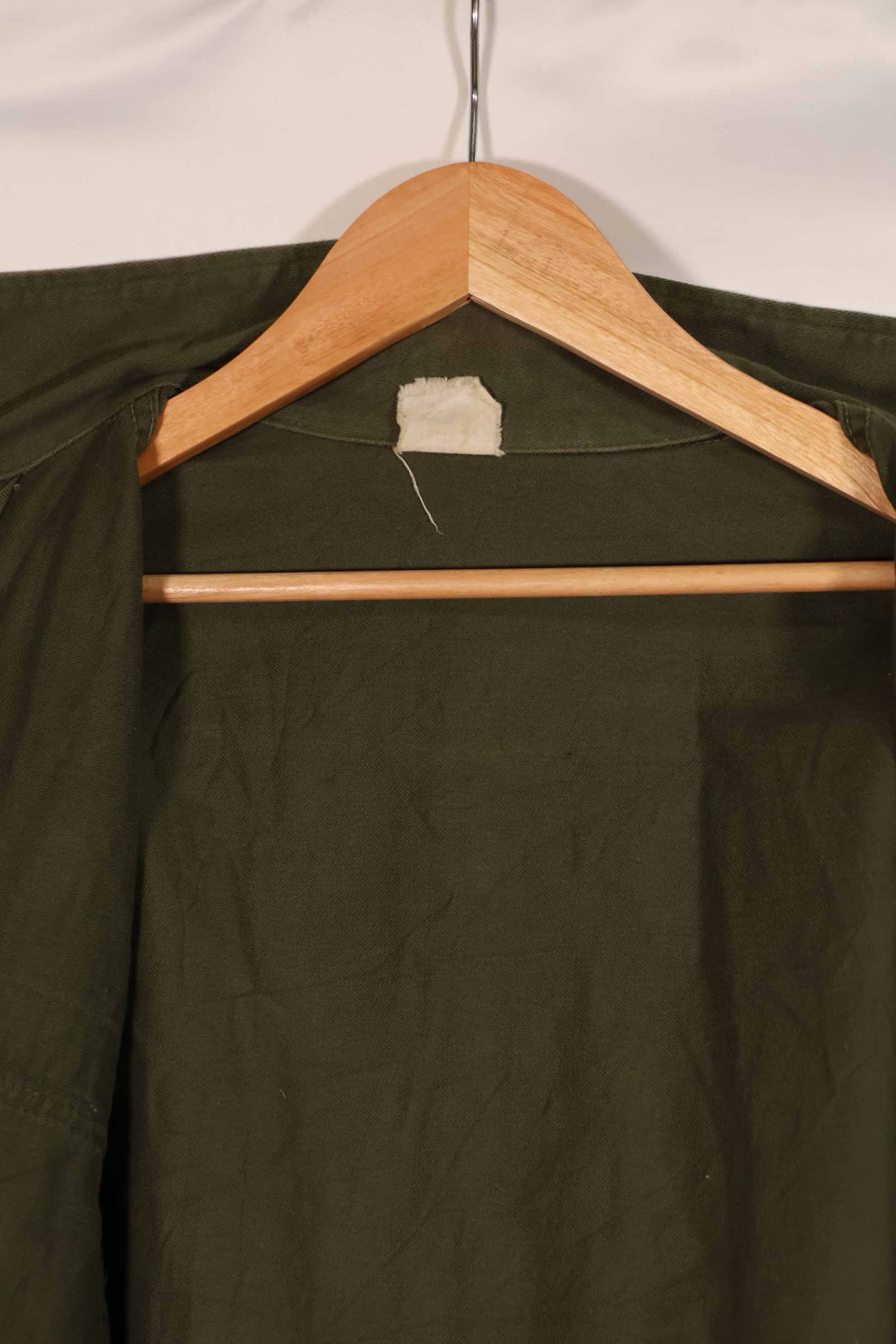 Real early 1960s lot US Army OG-107 utility shirt, used A