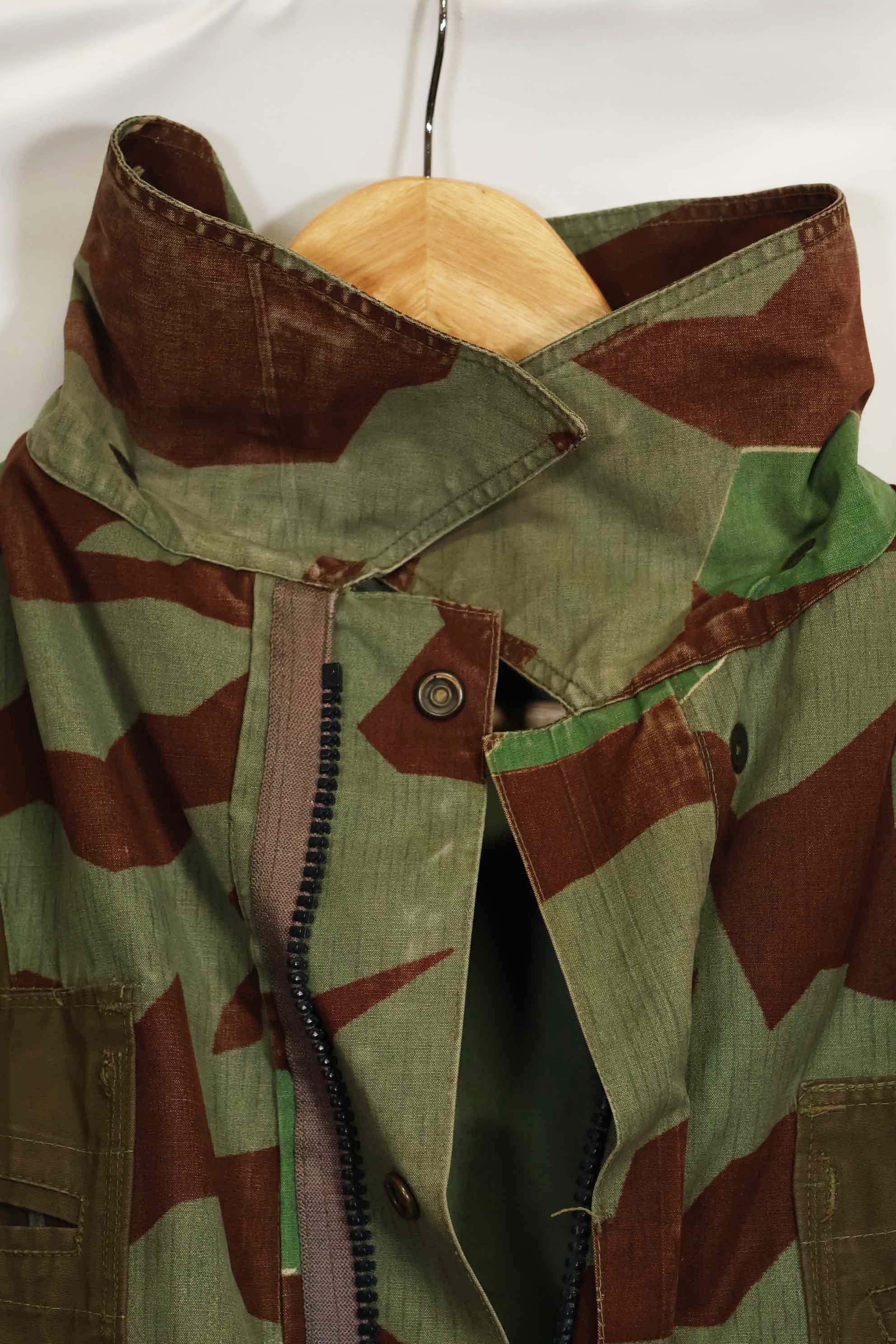 Real 1950s West German Airborne Jacket, splinter pattern, zipper failure, large size, used.