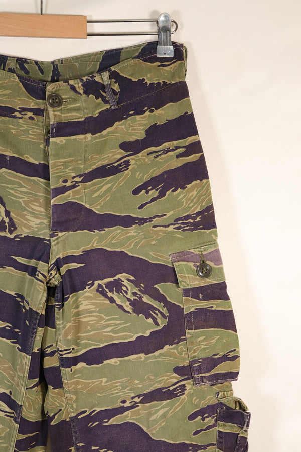 Late 1960s Gold Tiger Derivative Pattern Classic Pattern Tiger Stripe Pants Used