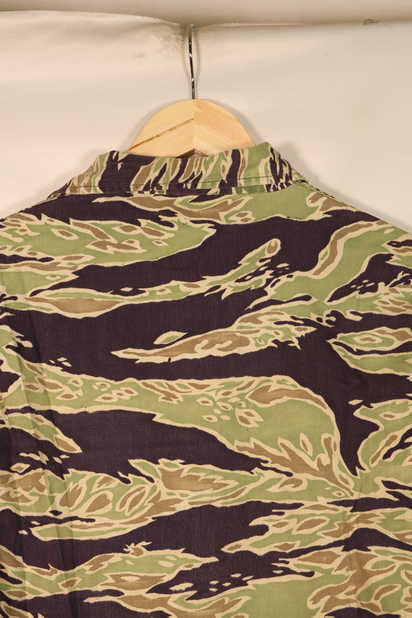 1960年代後半　A-L　レイトウォーライトウェイト　タイガーストライプ　シャツ　褪色あり　中古品