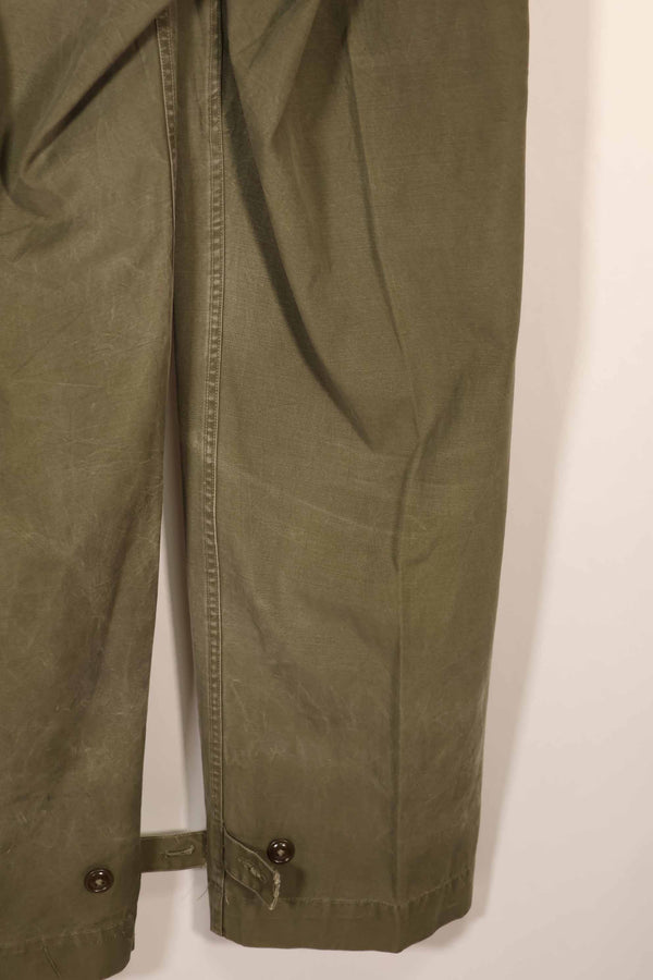 Real late 1940s - early 1950s M45 OD cotton field pants, used, strong signs of use.