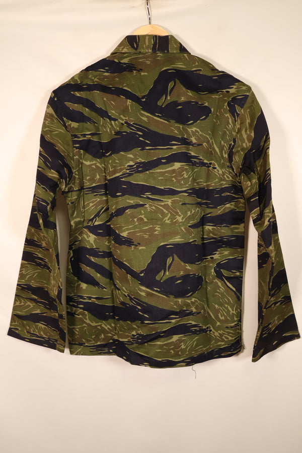 Late 1970s Contract A-M TO78 Silver Tiger Pattern Tiger Stripe Shirt—Unworn