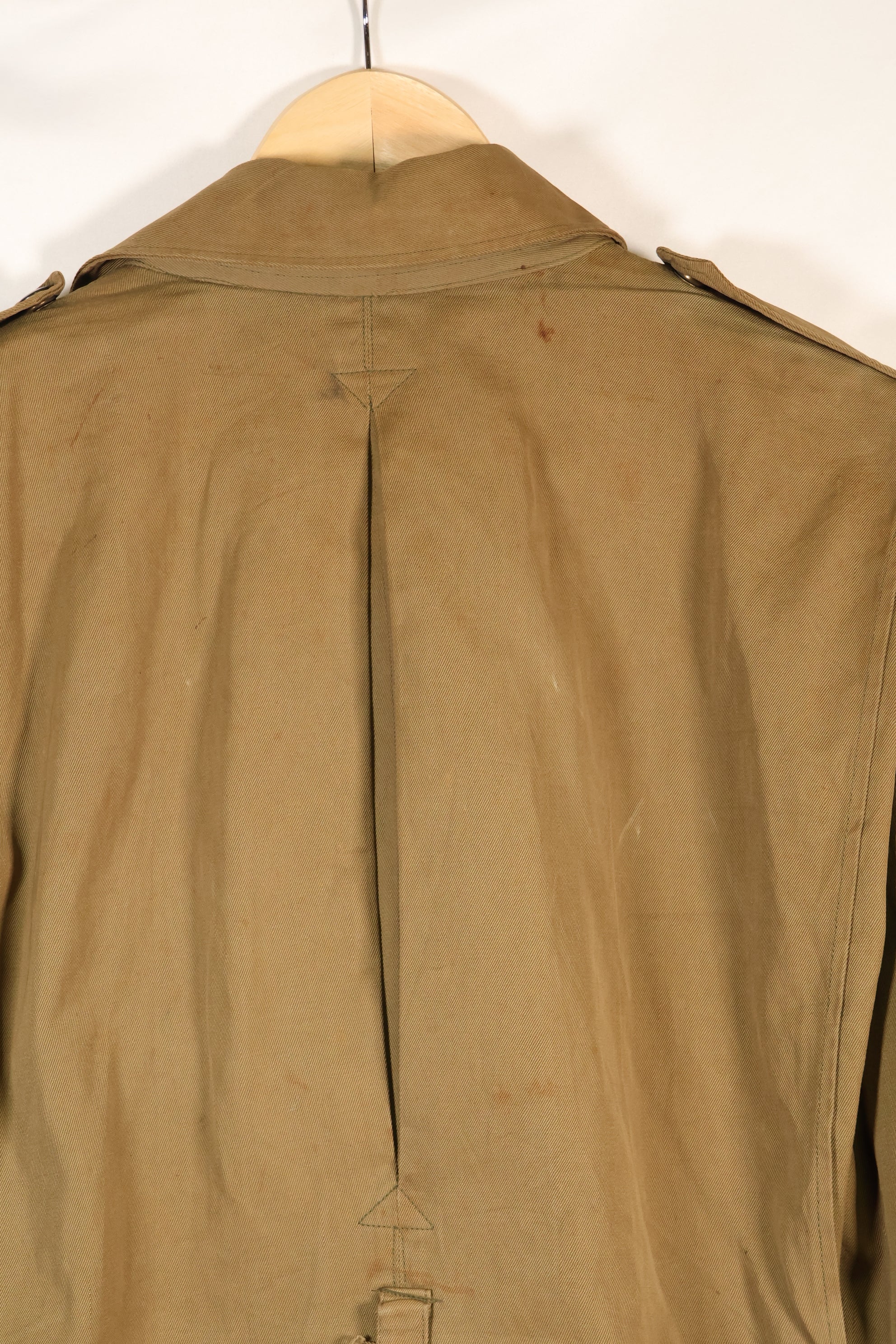 1940s 40R WWII M42 jump jacket without waist belt, stained, used.