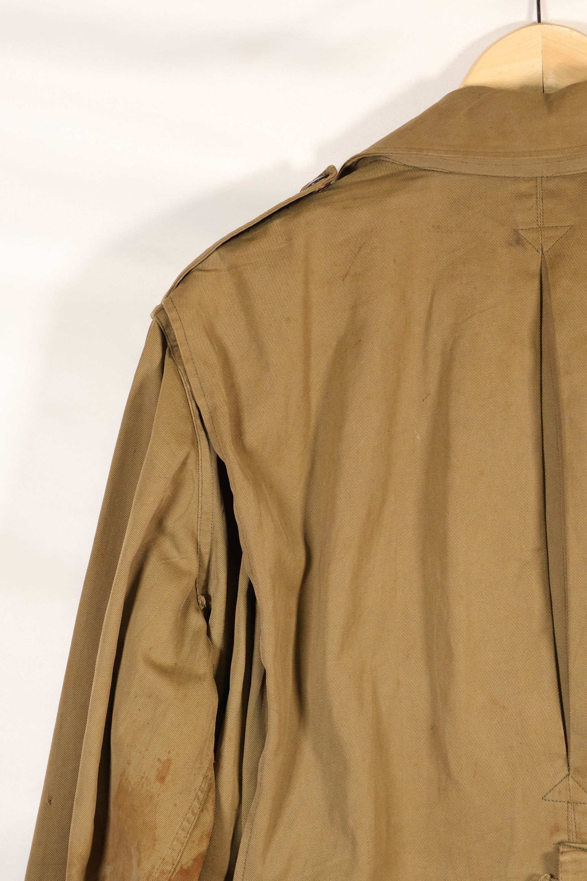 1940s 40R WWII M42 jump jacket without waist belt, stained, used.