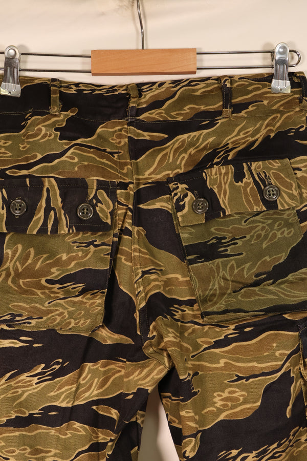 Late 1960s US-S Gold Tiger Pattern Tiger Stripe US-Cut Pants, Used