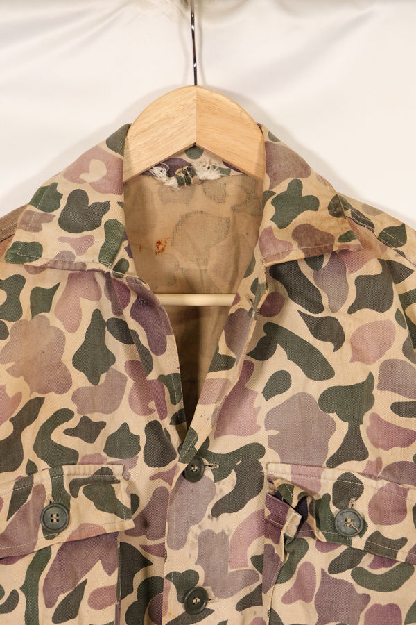 Early 1960s, faded, estimated A-L CIDG, beogum camouflage Asian cut shirt.