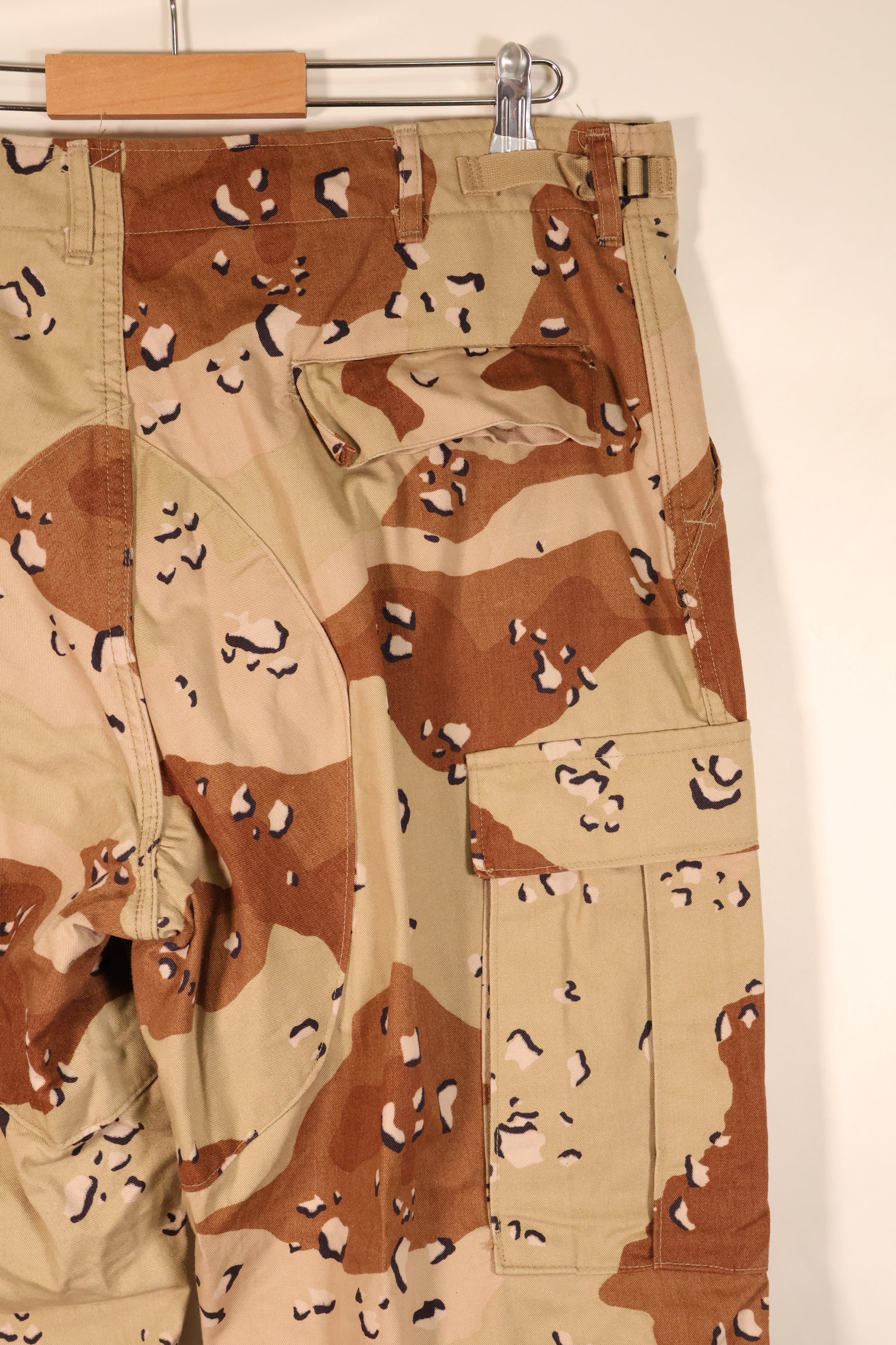 1983年契約　L-R　6Cデザート迷彩パターン　チョコチップ迷彩　BDU　パンツ　中古品