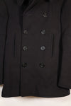 1940's estimated 38 approx. 10 buttons U.S. Navy pea coat in good condition A