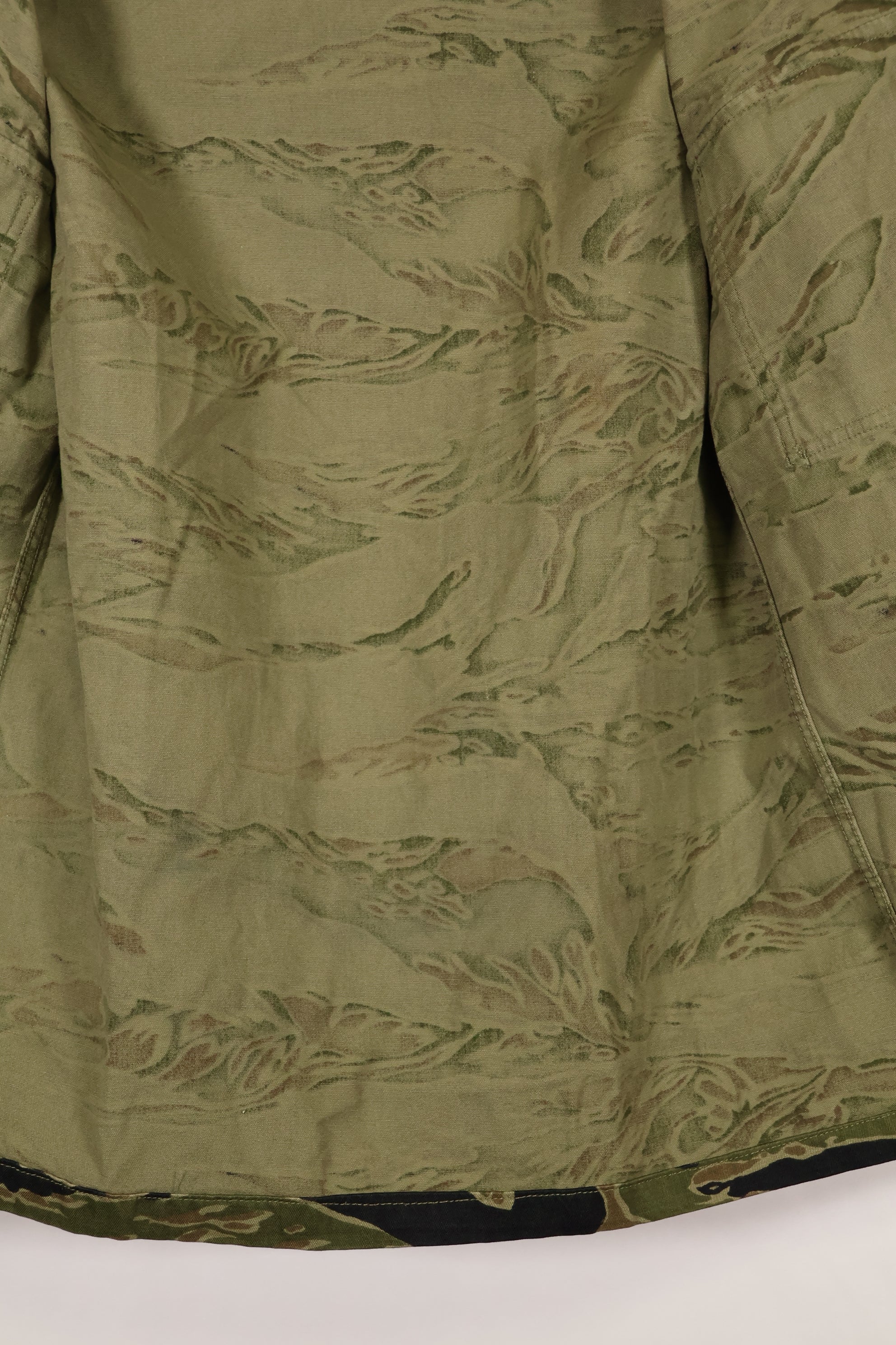 Real A-M Tiger Stripe Shirt Gold Tiger Derivative Pattern Almost unused