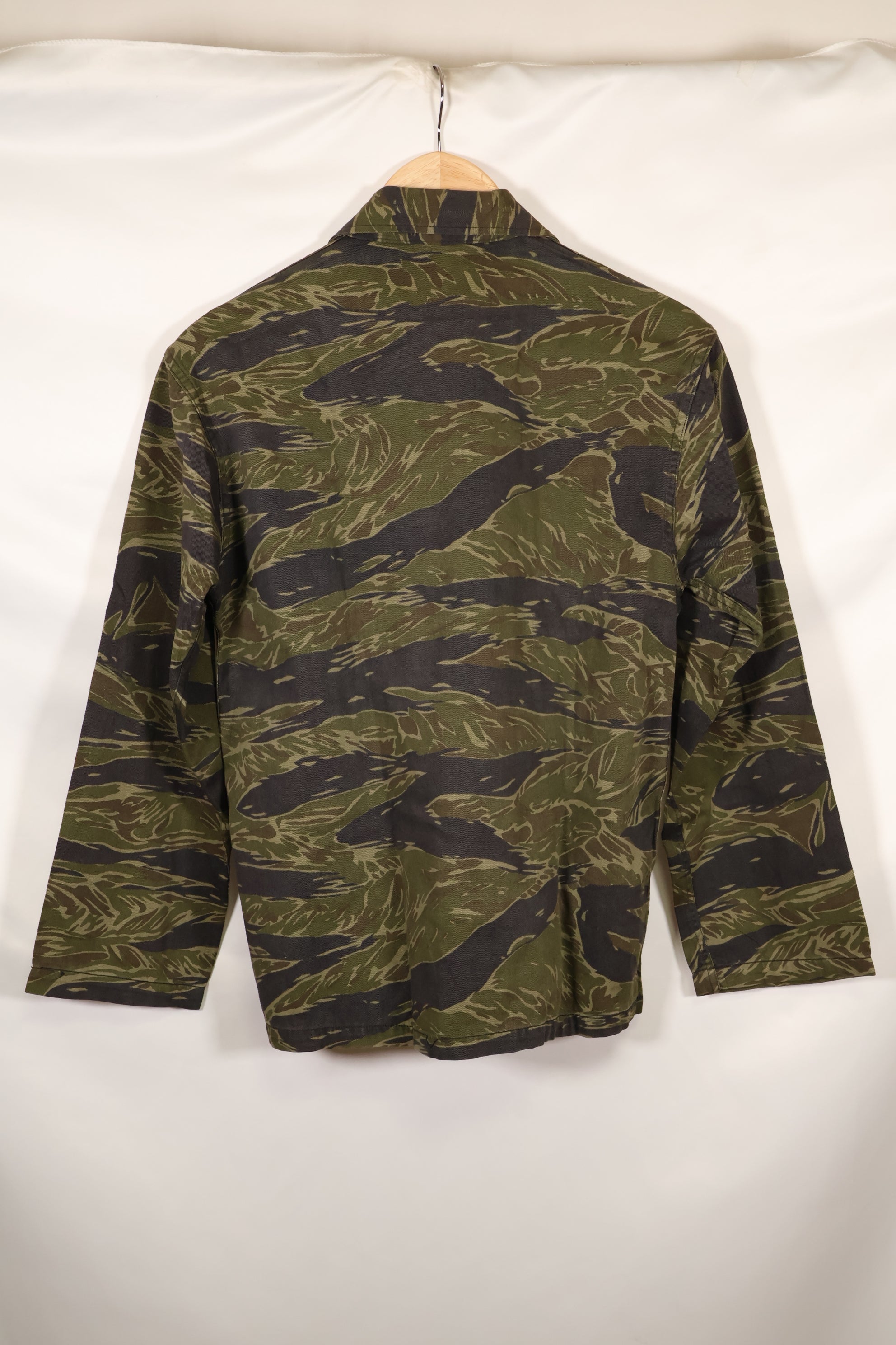 Real TO78 Okinawa Tiger Tiger Stripe Shirt No Stamp Used