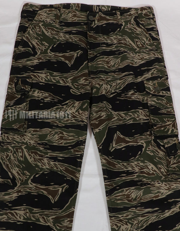 30% OFF [SCHEDULED TO SHIP MID-Nov] MADE IN JAPAN Silver Tiger Stripe Trousers Standard Edition