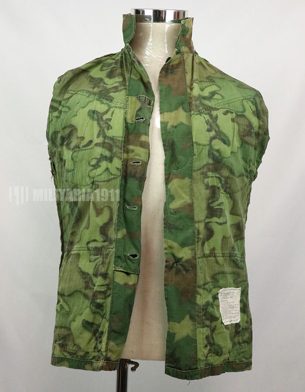 Original U.S. Army ERDL Jungle Fatigue Ripstop fabric, 1969, stained. Strong feeling of use